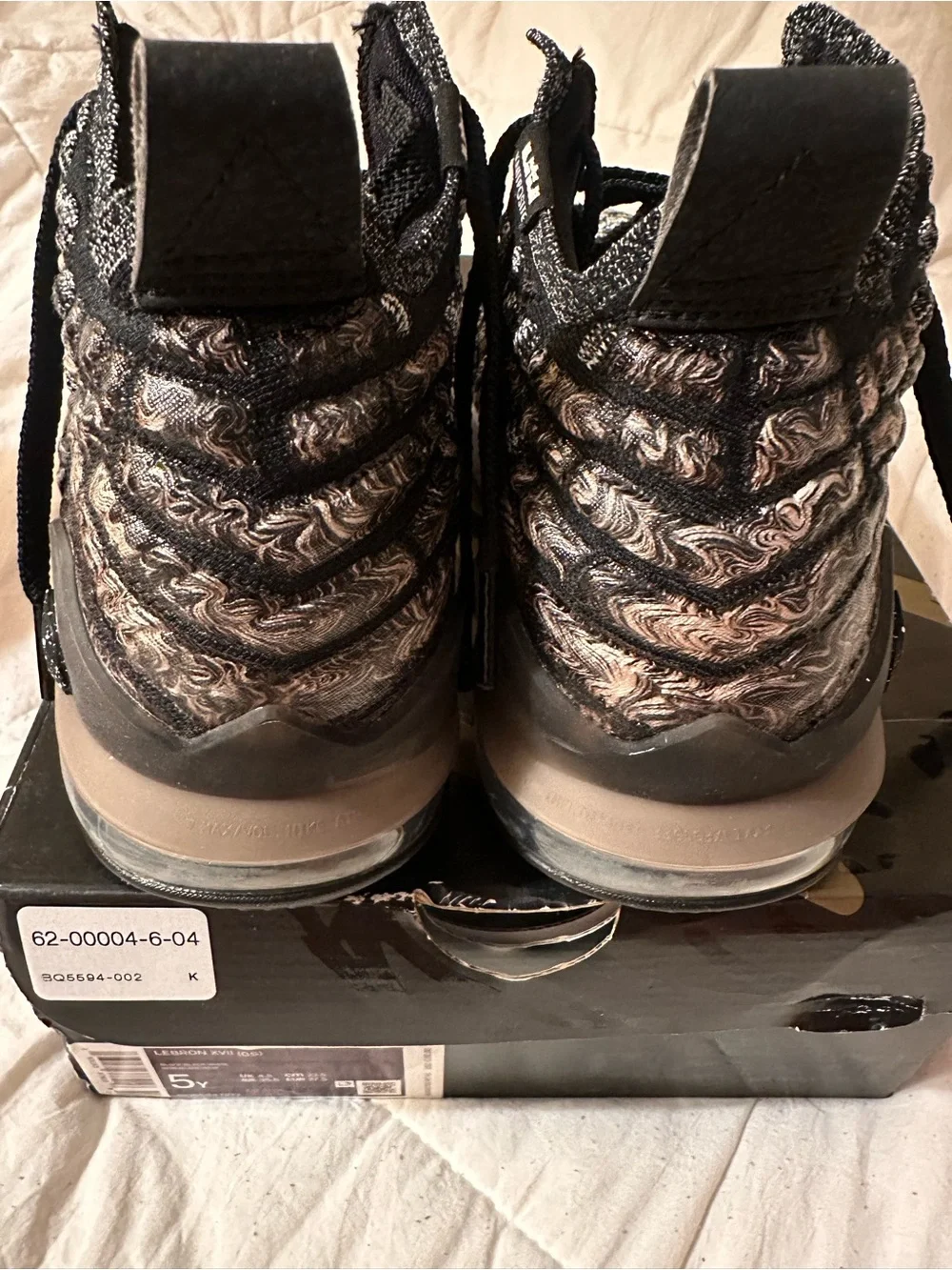 Nike LeBron 17 GS Black/White Basketball Shoes – Size 5Y